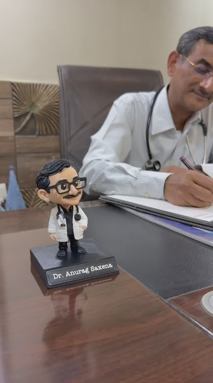 Doctor figurine - Single